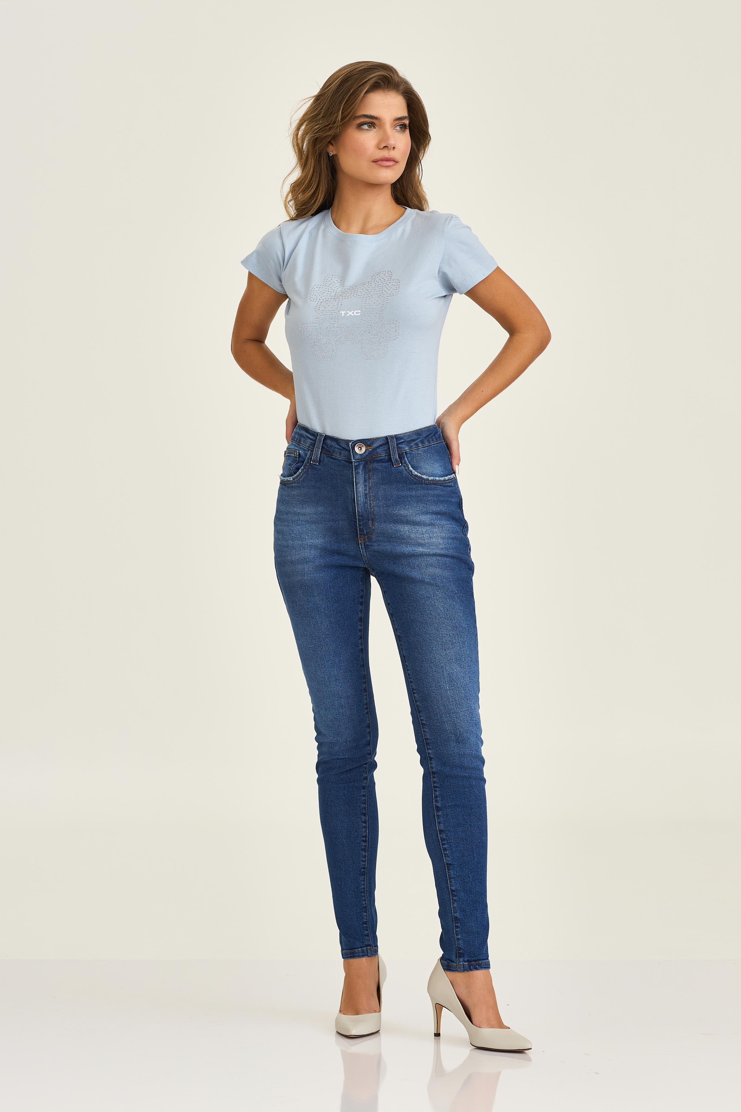 CAMISETA SLIM MEIA MALHA PENTEADA STRAS 51069