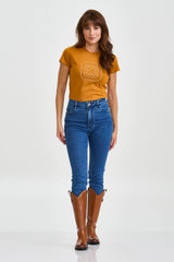 CAMISETA SLIM MEIA MALHA PENTEADA BORDADA 51128