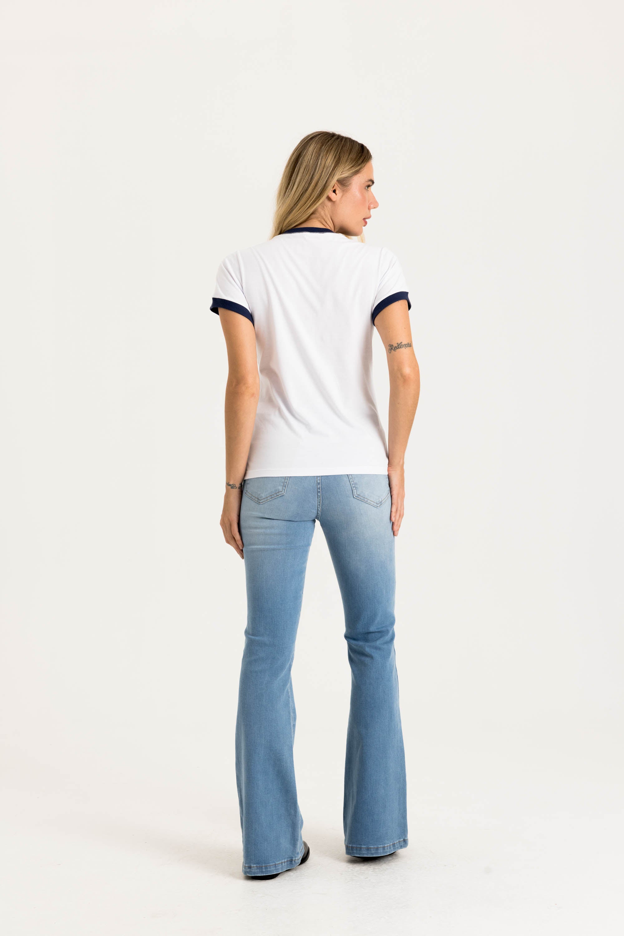 Imagem do produto 10138916421933 da cor 0001