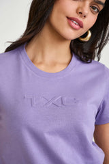 CAMISETA SLIM MEIA MALHA PENTEADA BORDADA 51268