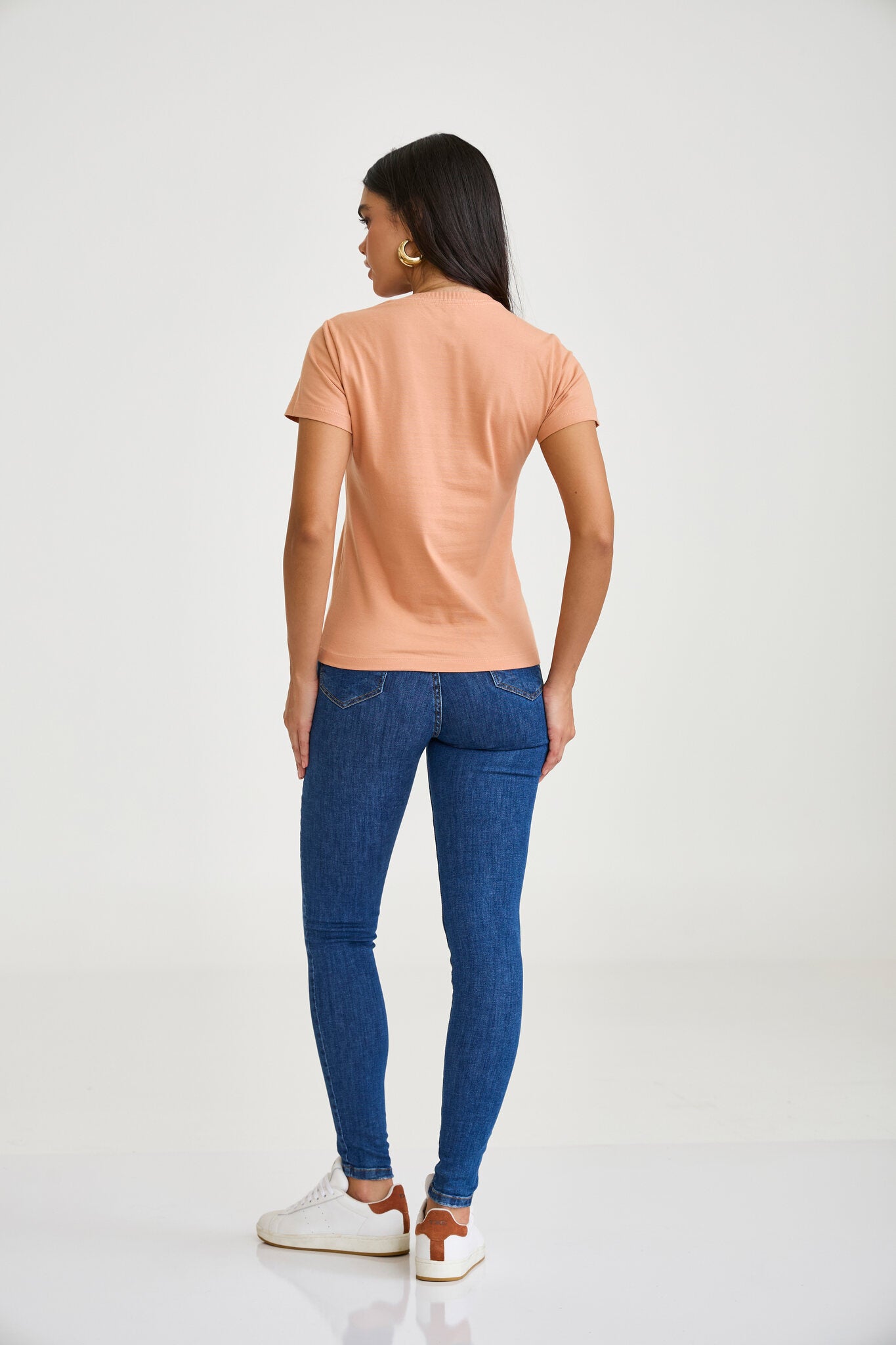 CAMISETA SLIM MEIA MALHA PENTEADA BORDADO 51272