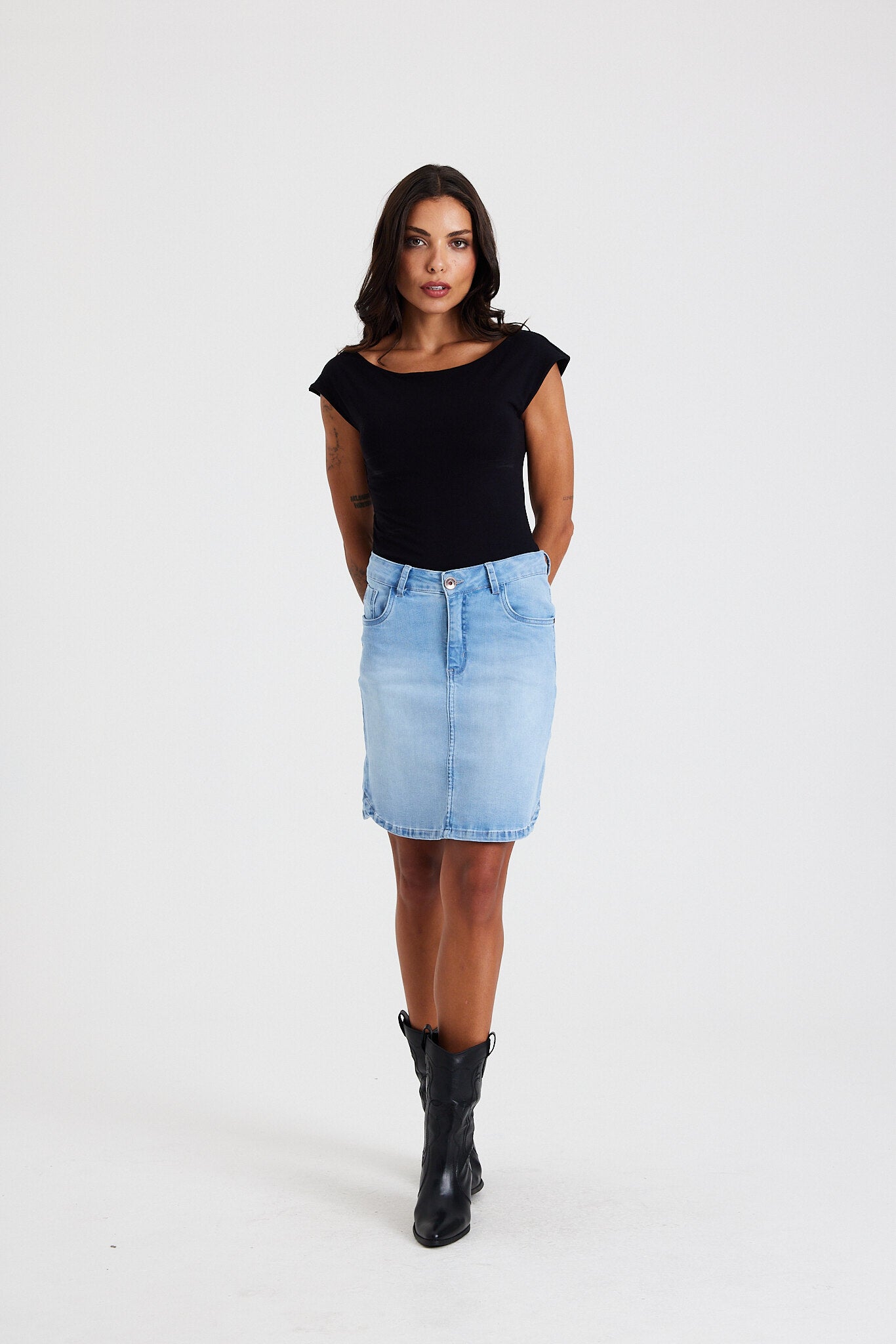 #COR_JEANS