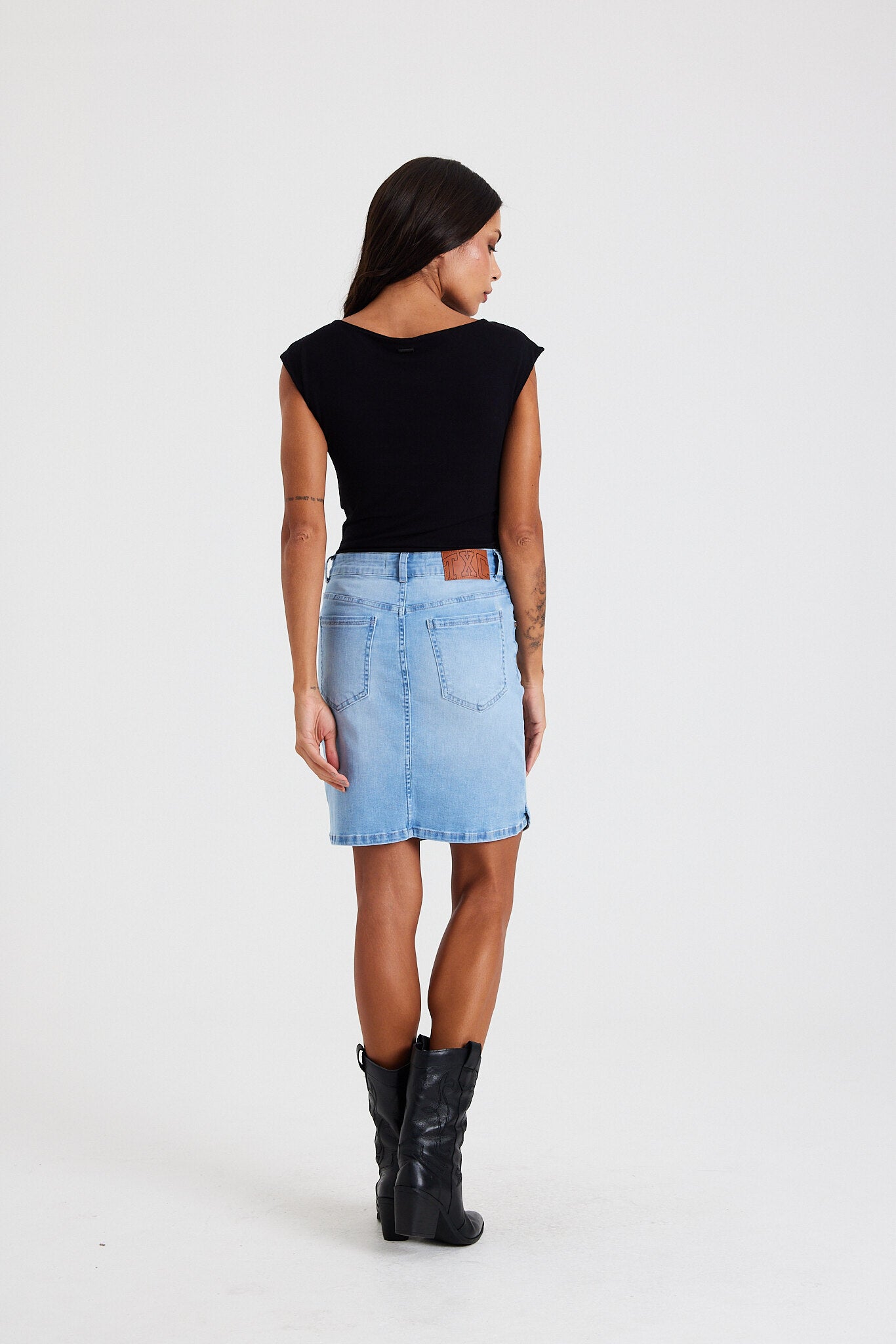 #COR_JEANS