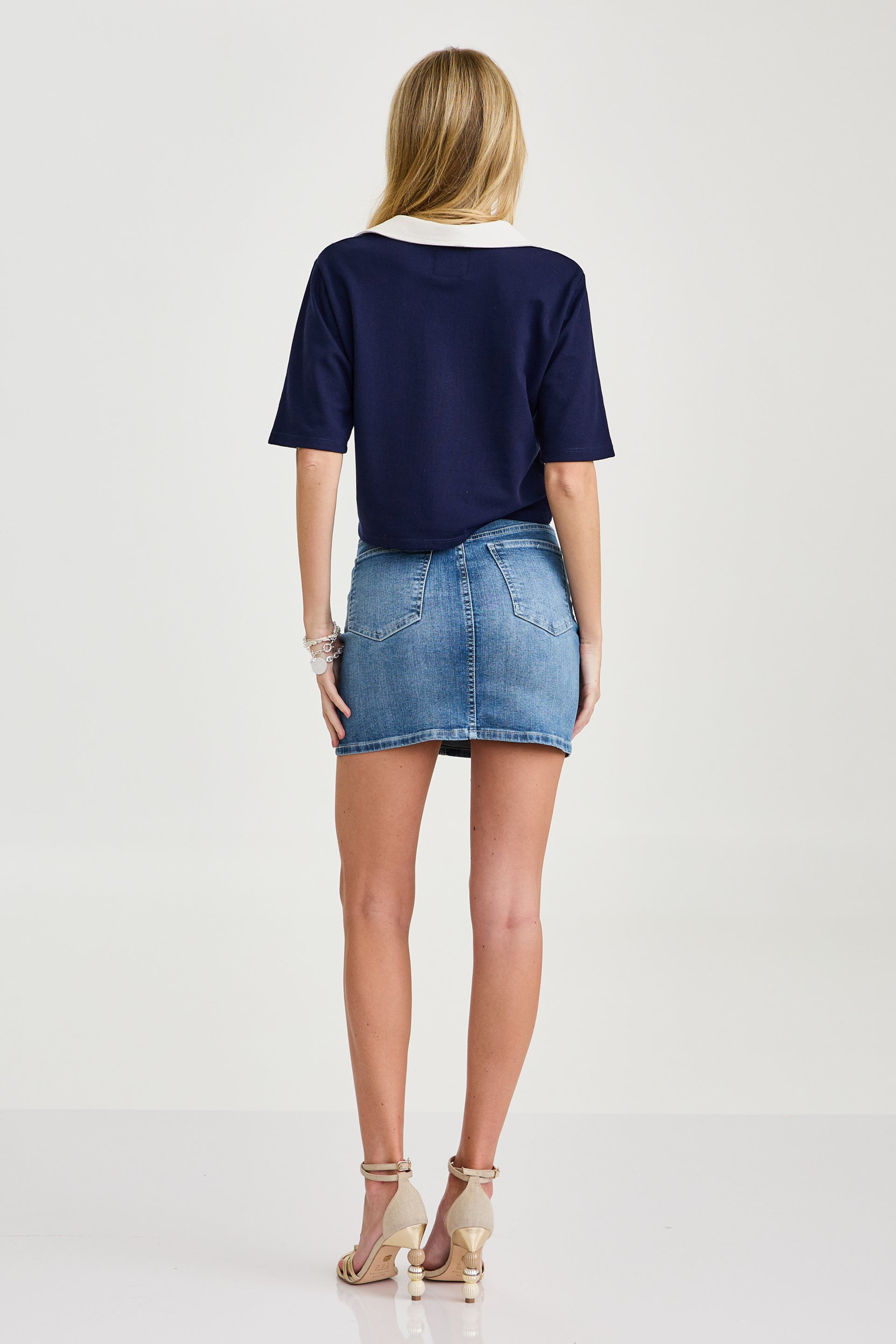 #COR_JEANS