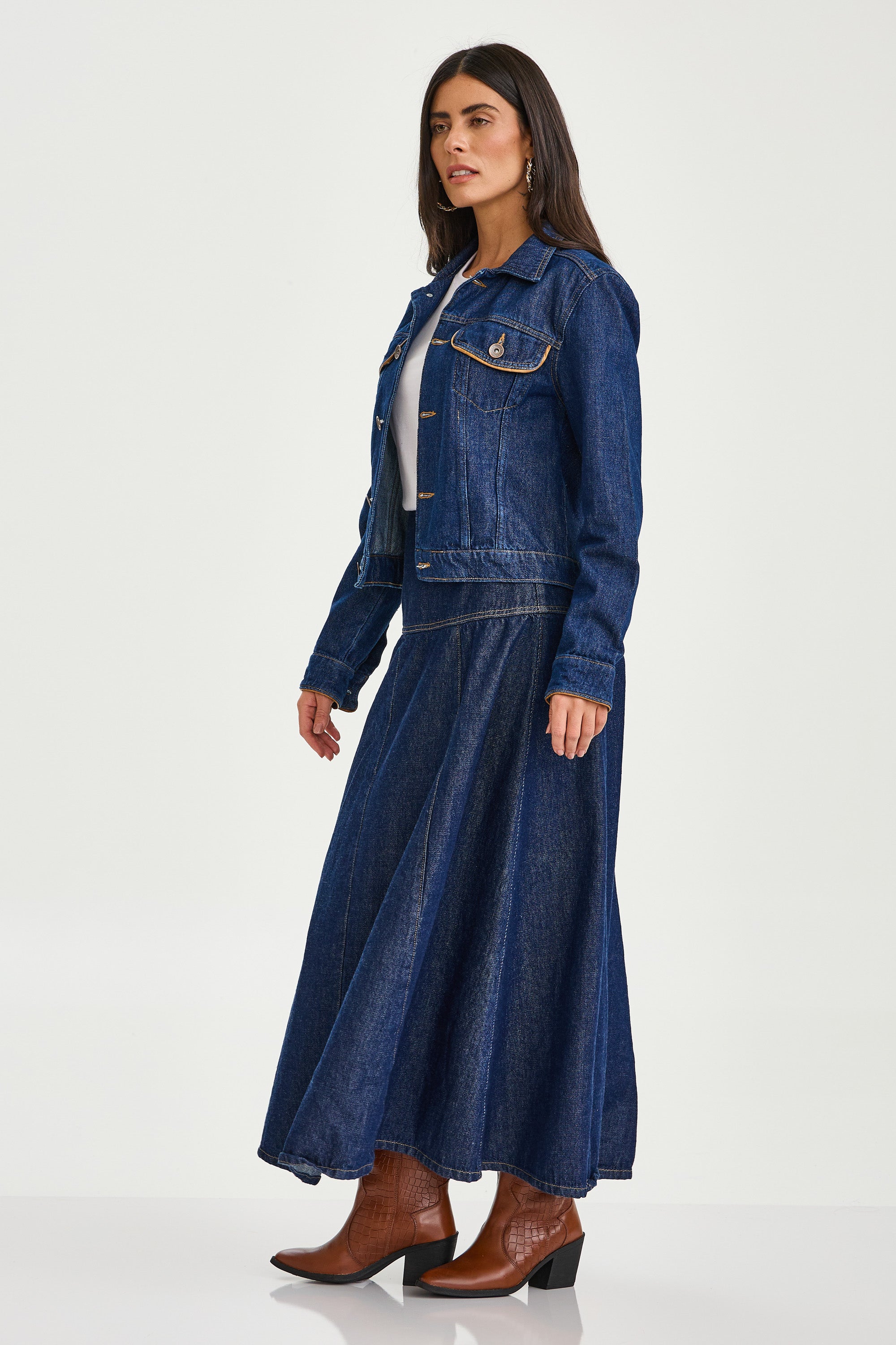 #COR_JEANS
