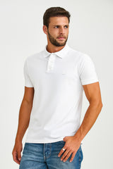 #COR_BRANCO