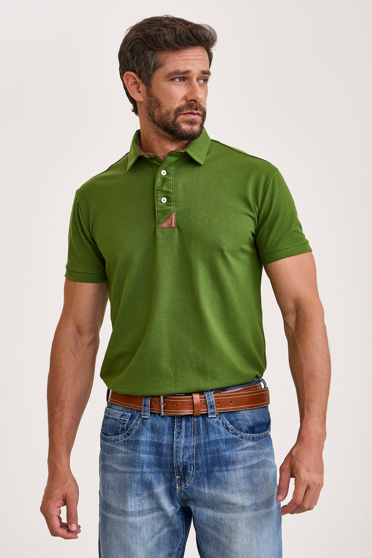 #COR_VERDE MILITAR