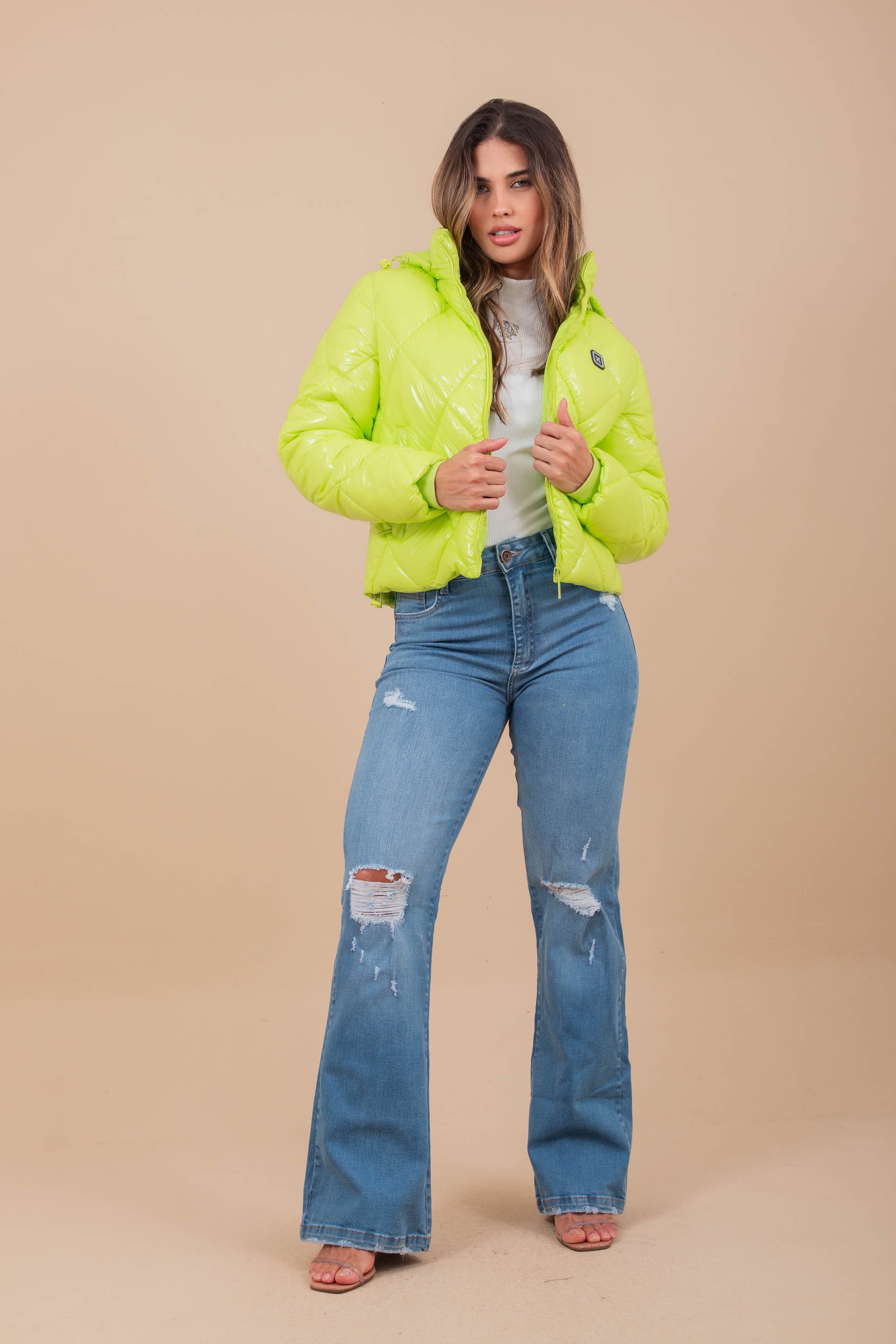 Imagem do produto 9896990048557 da cor 0060