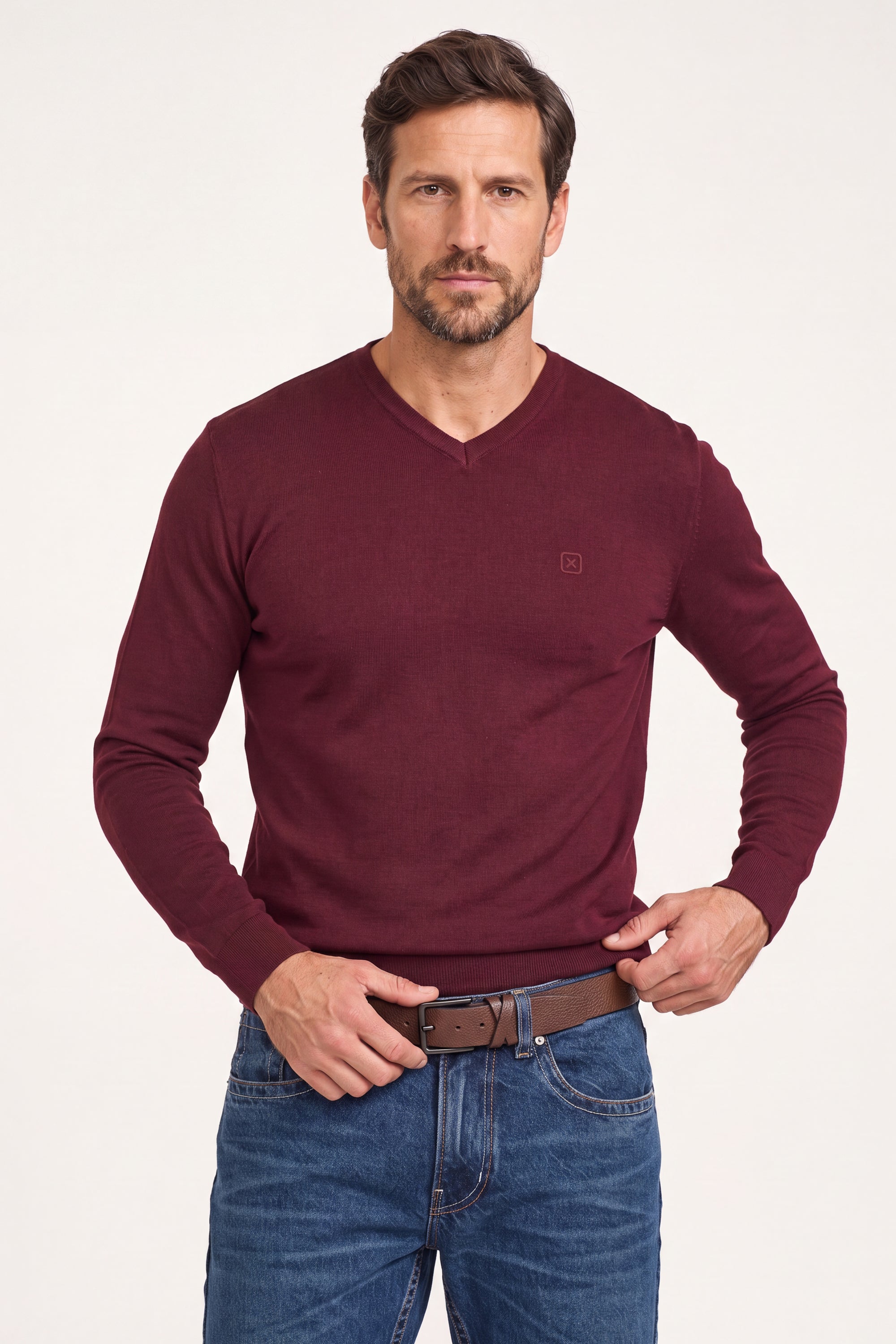 #COR_BORDO