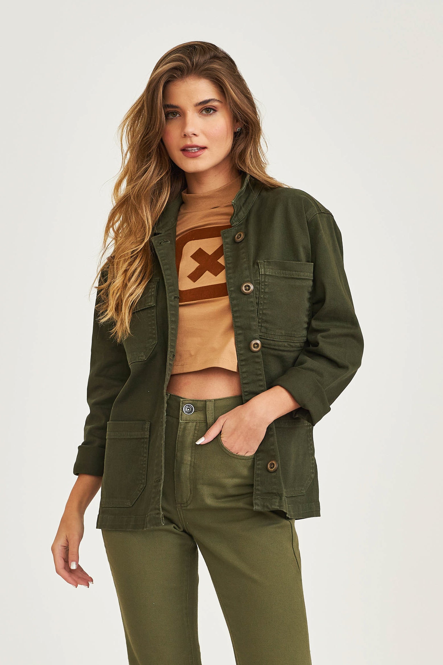#COR_VERDE MILITAR