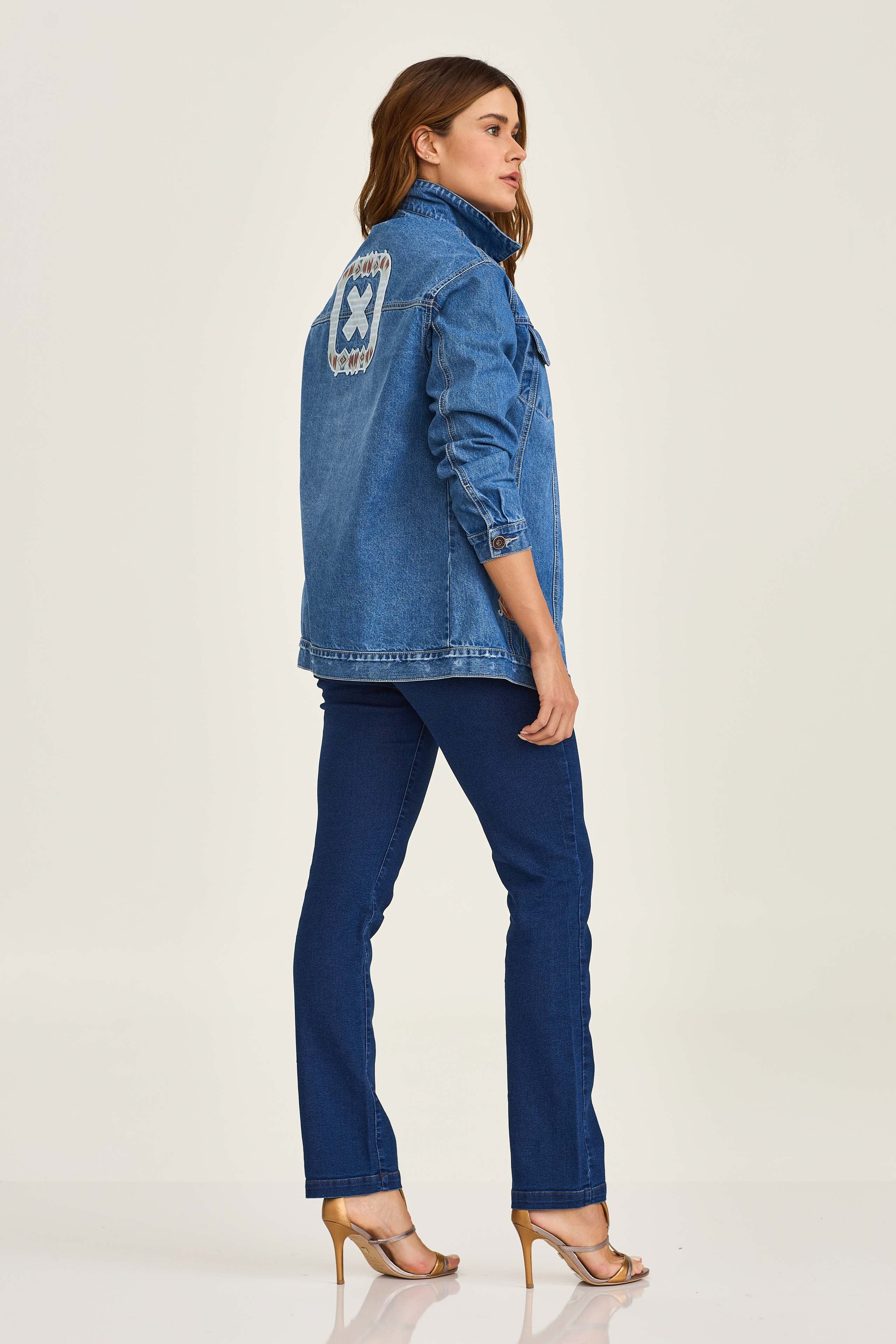 JAQUETA CUSTOM OVERSIZED BORDADA 7352