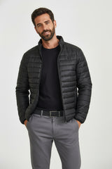 Imagem do produto 9896988410157 da cor 0002