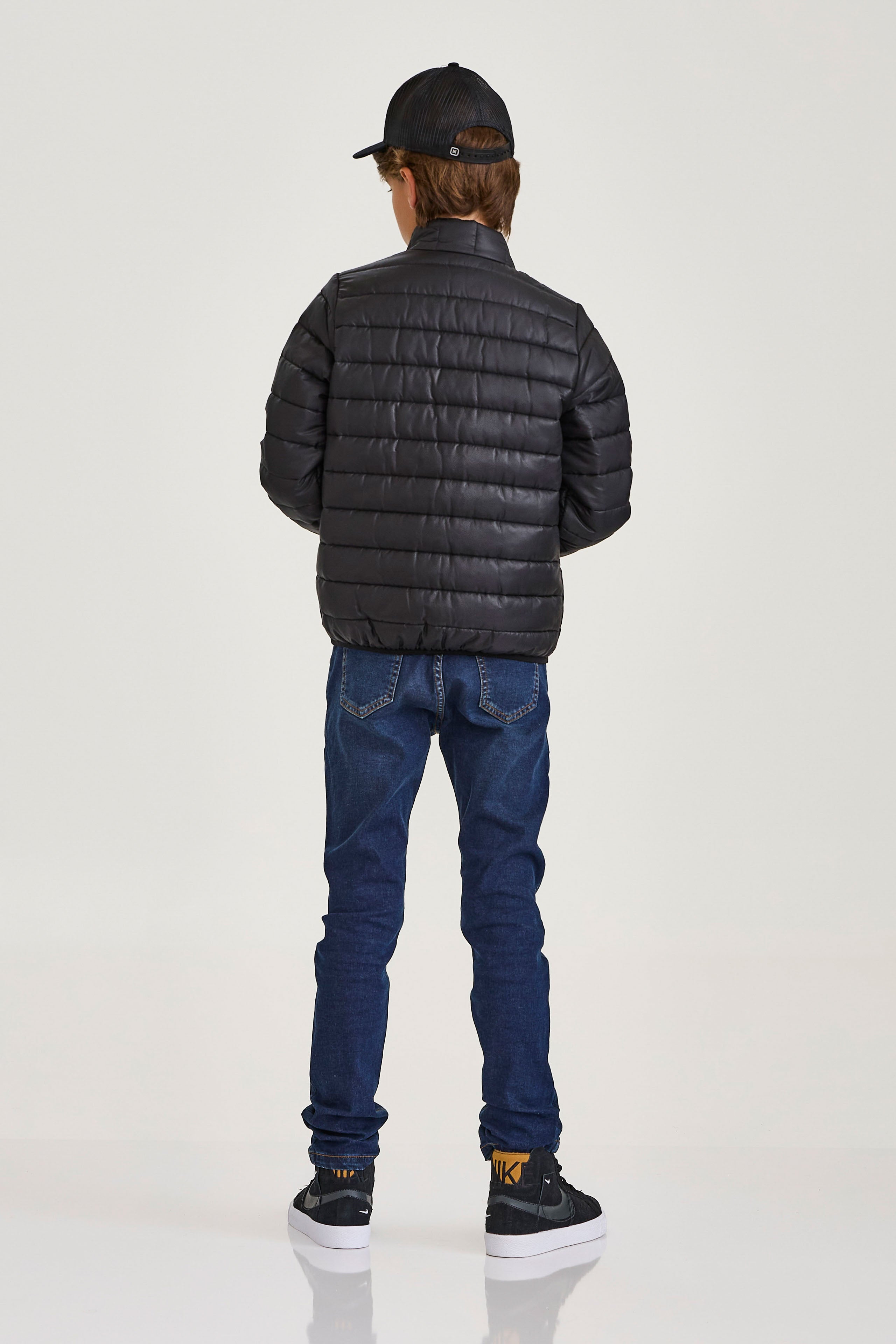 Imagem do produto 9896992309549 da cor 0002