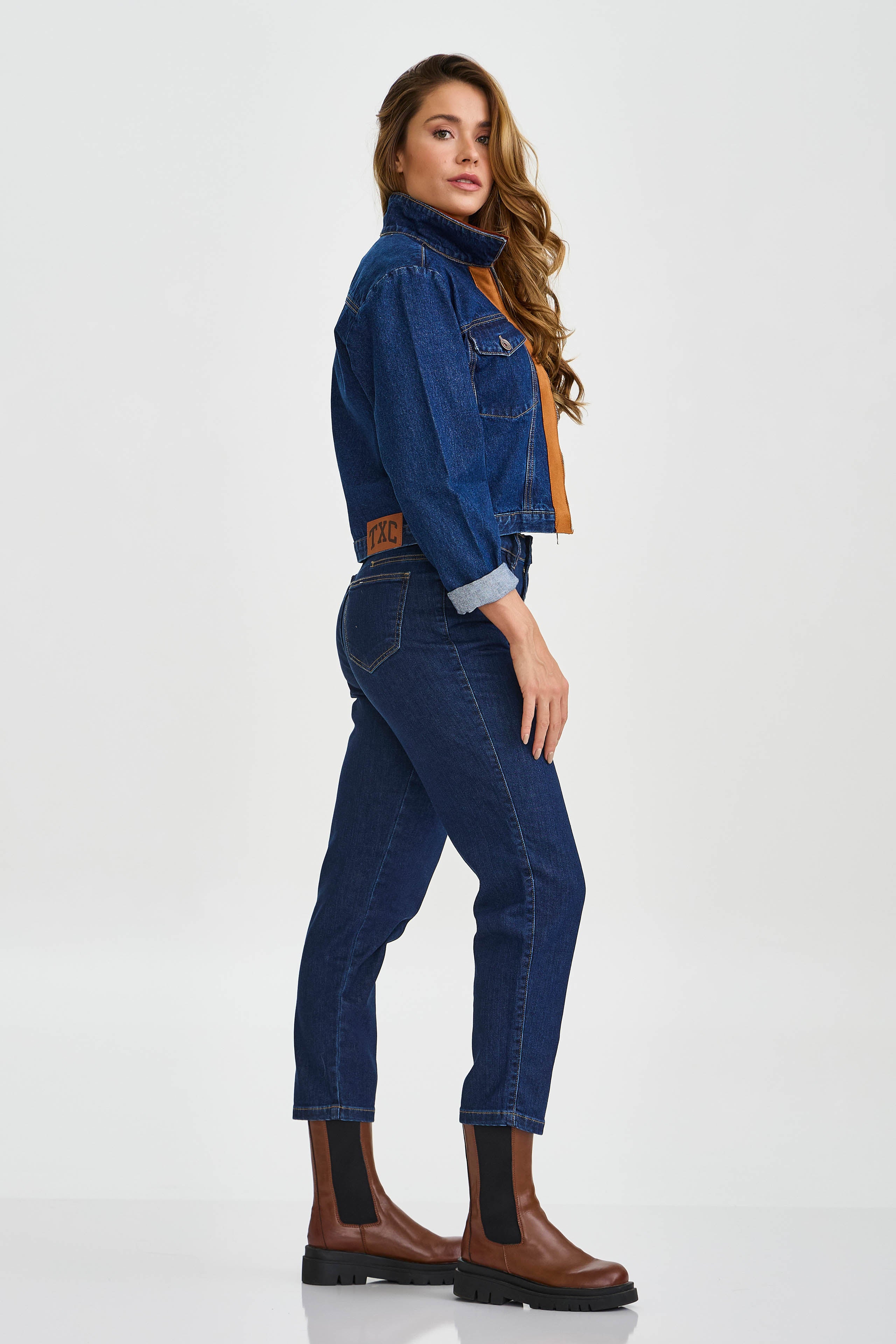 #COR_JEANS