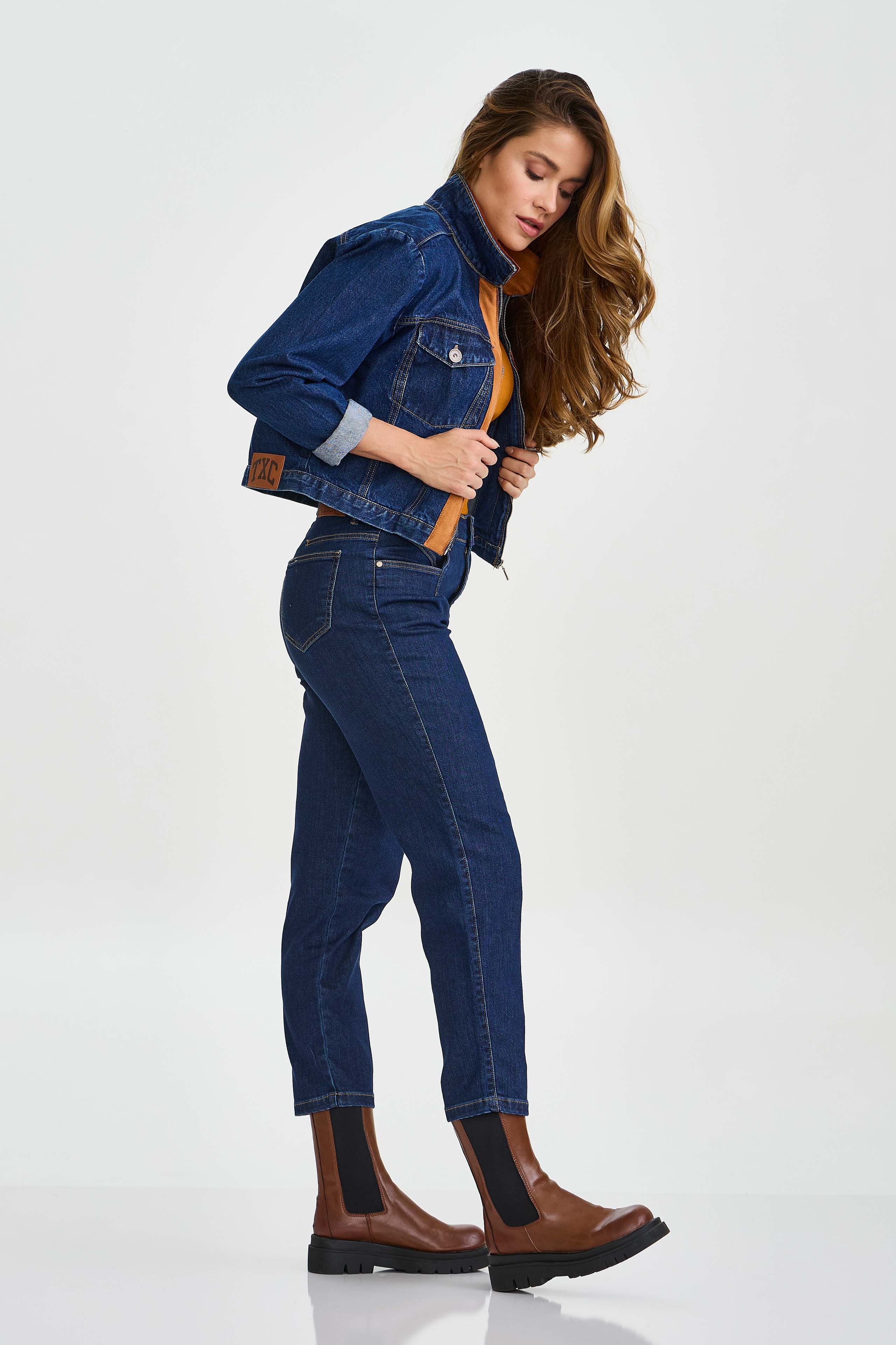 #COR_JEANS