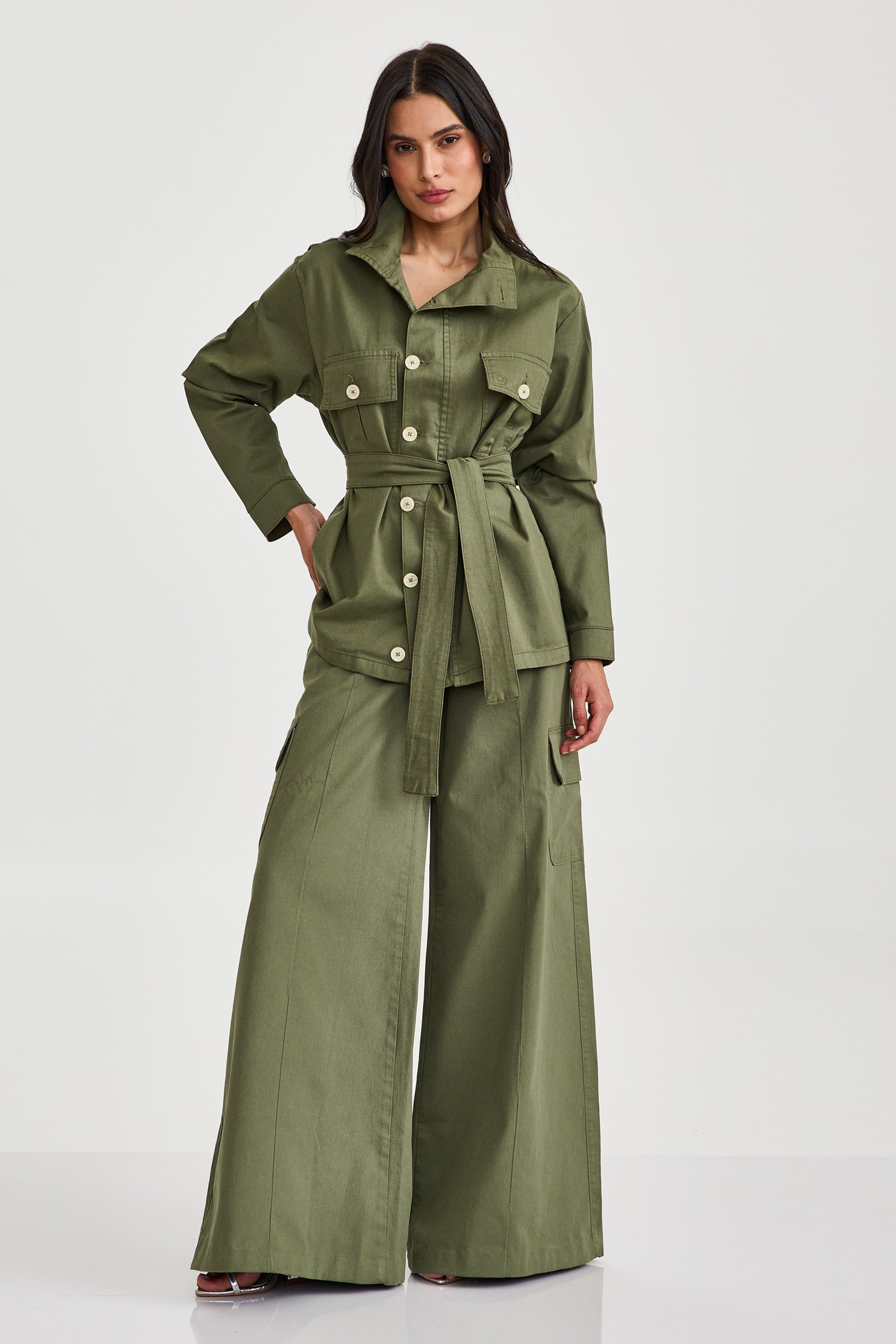 #COR_VERDE MILITAR