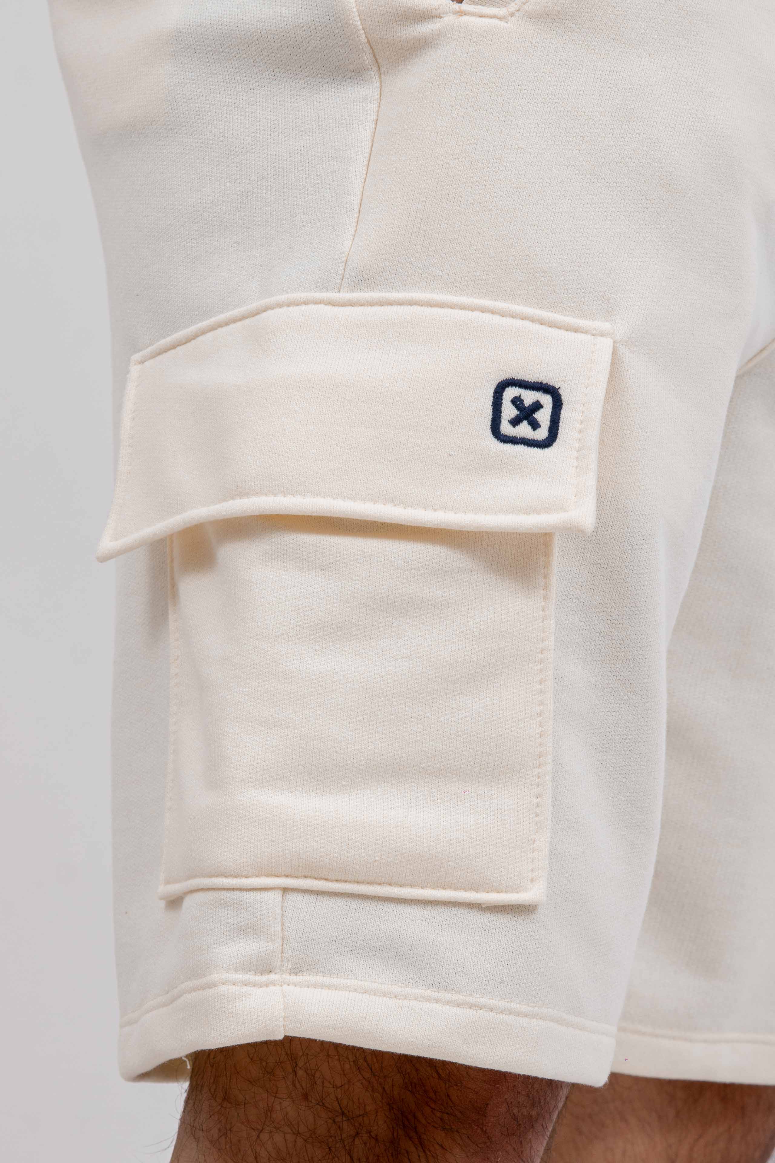 BERMUDA JOGGER MOLETOM BORDADA 8714