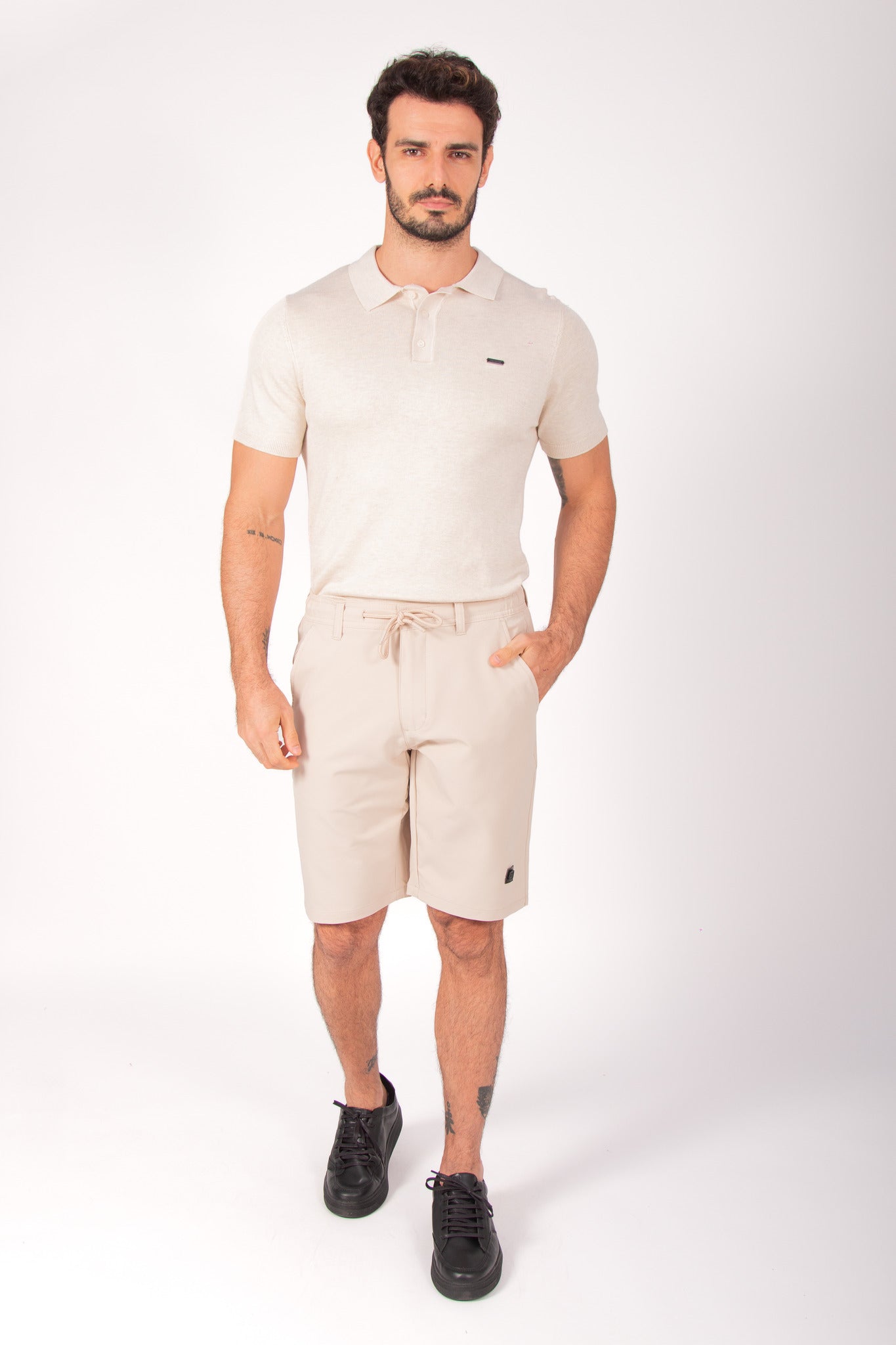 #COR_OFF WHITE