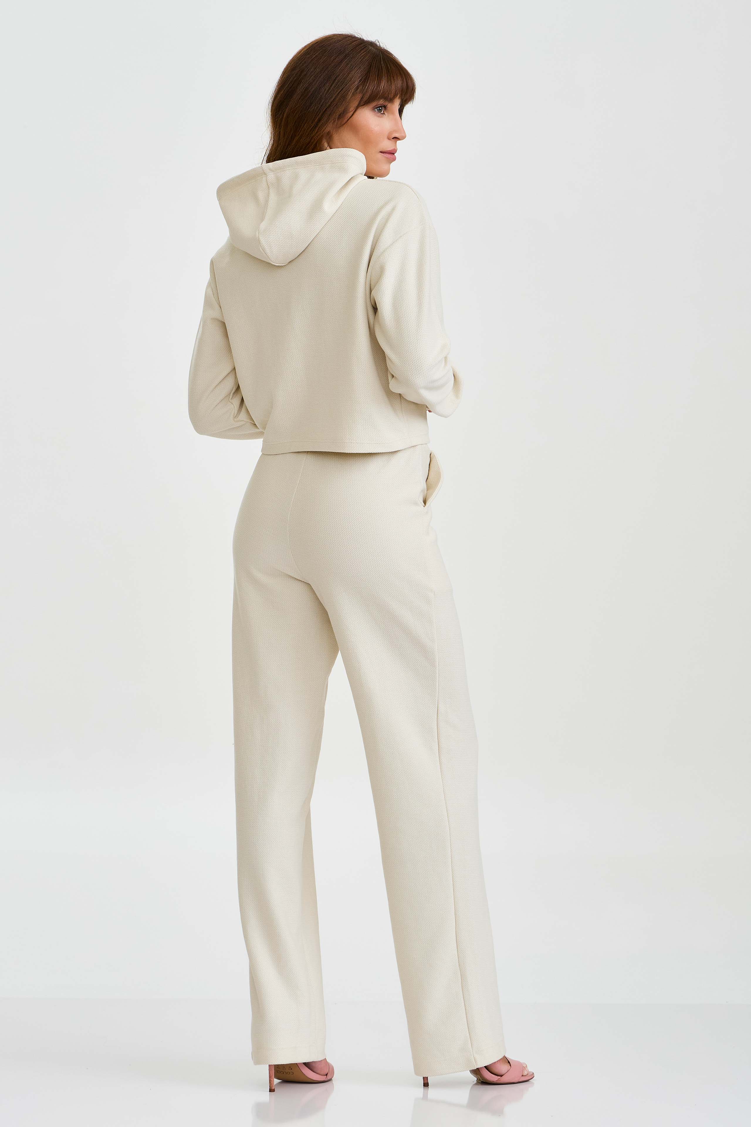 MOLETOM CROPPED BORDADO 9224