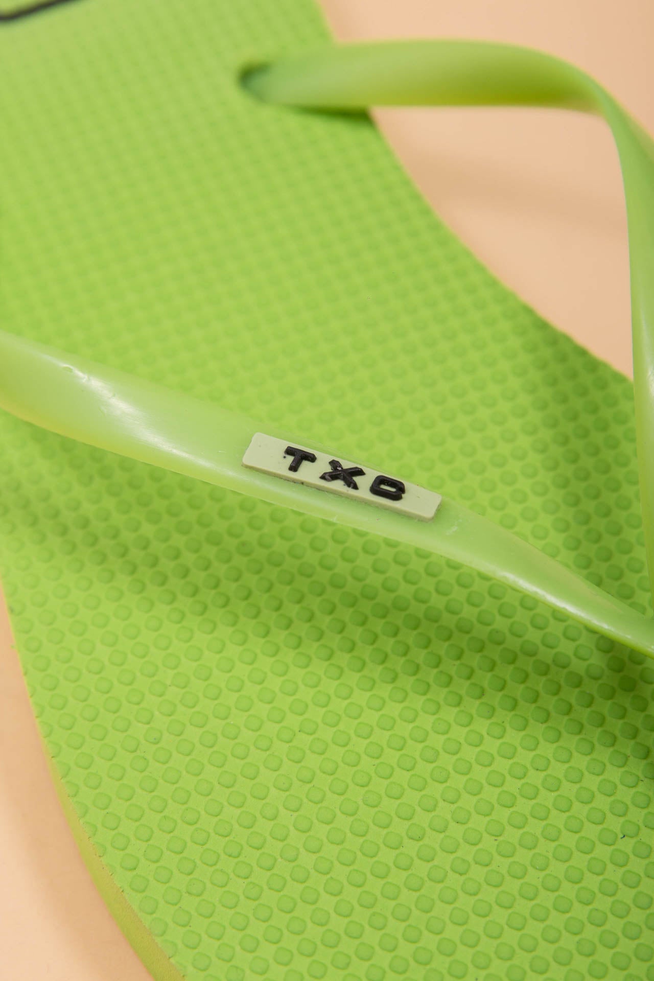 Imagem do produto 9896967045421 da cor 0060