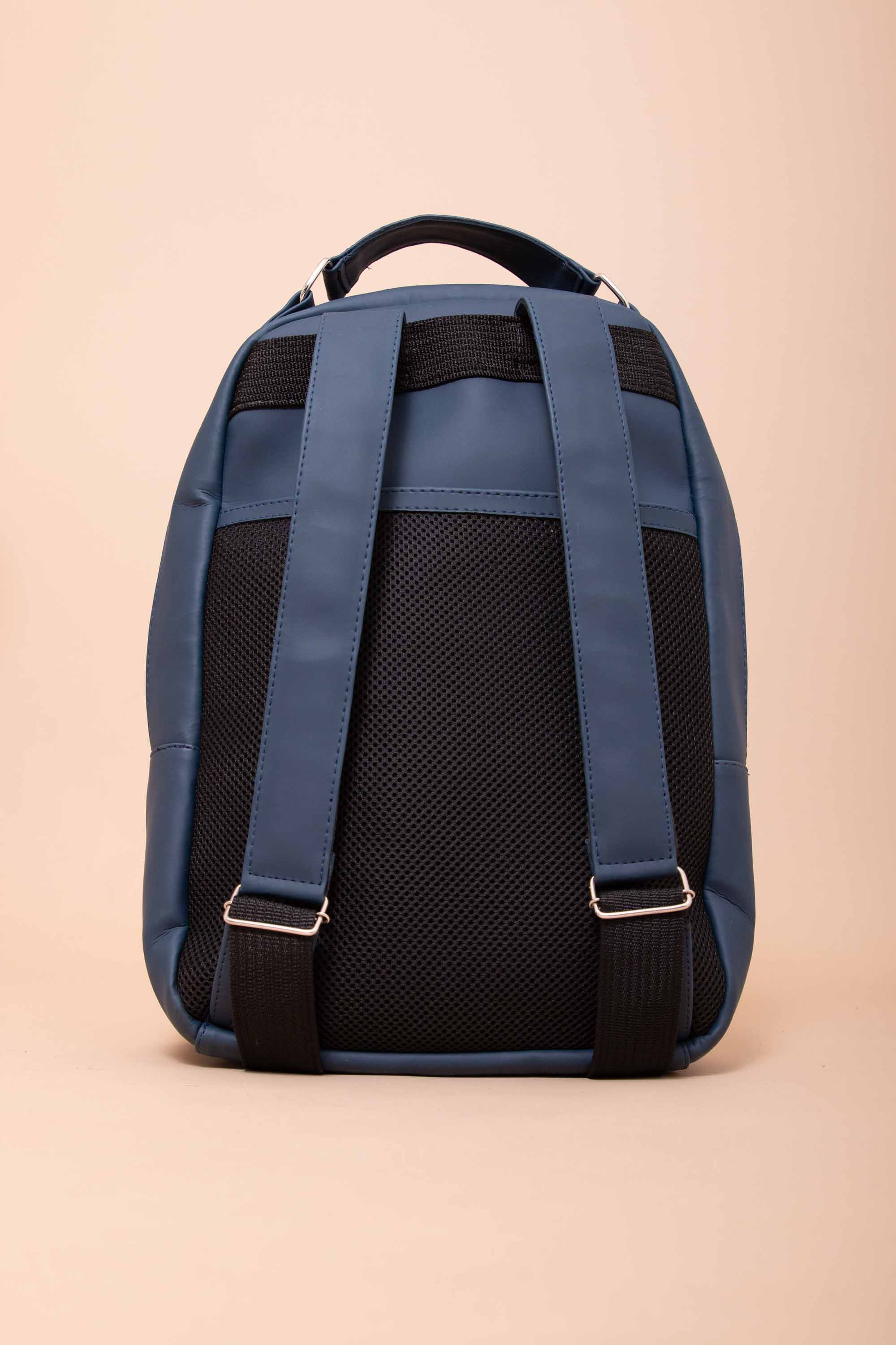 Imagem do produto 9896996831533 da cor 0035