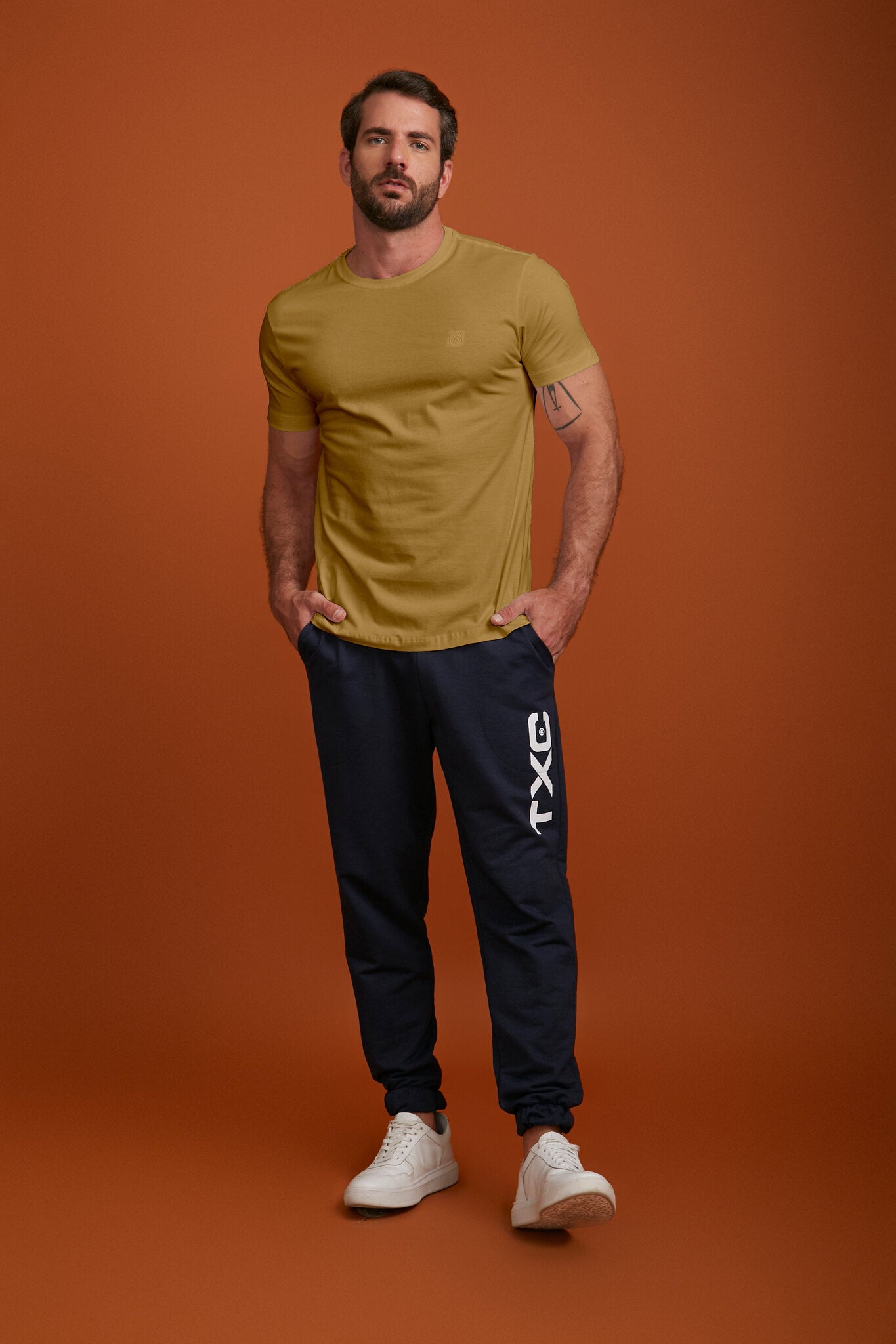 CAMISETA REGULAR MEIA MALHA PENTEADA BORDADA 19489 - TXC