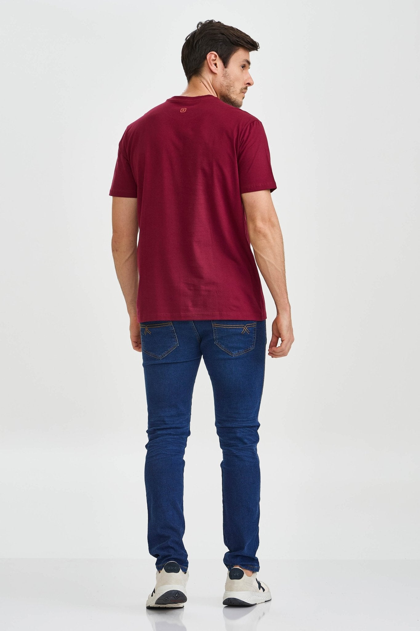 CAMISETA REGULAR MEIA MALHA PENTEADA ESTAMPADA 192457 - TXC