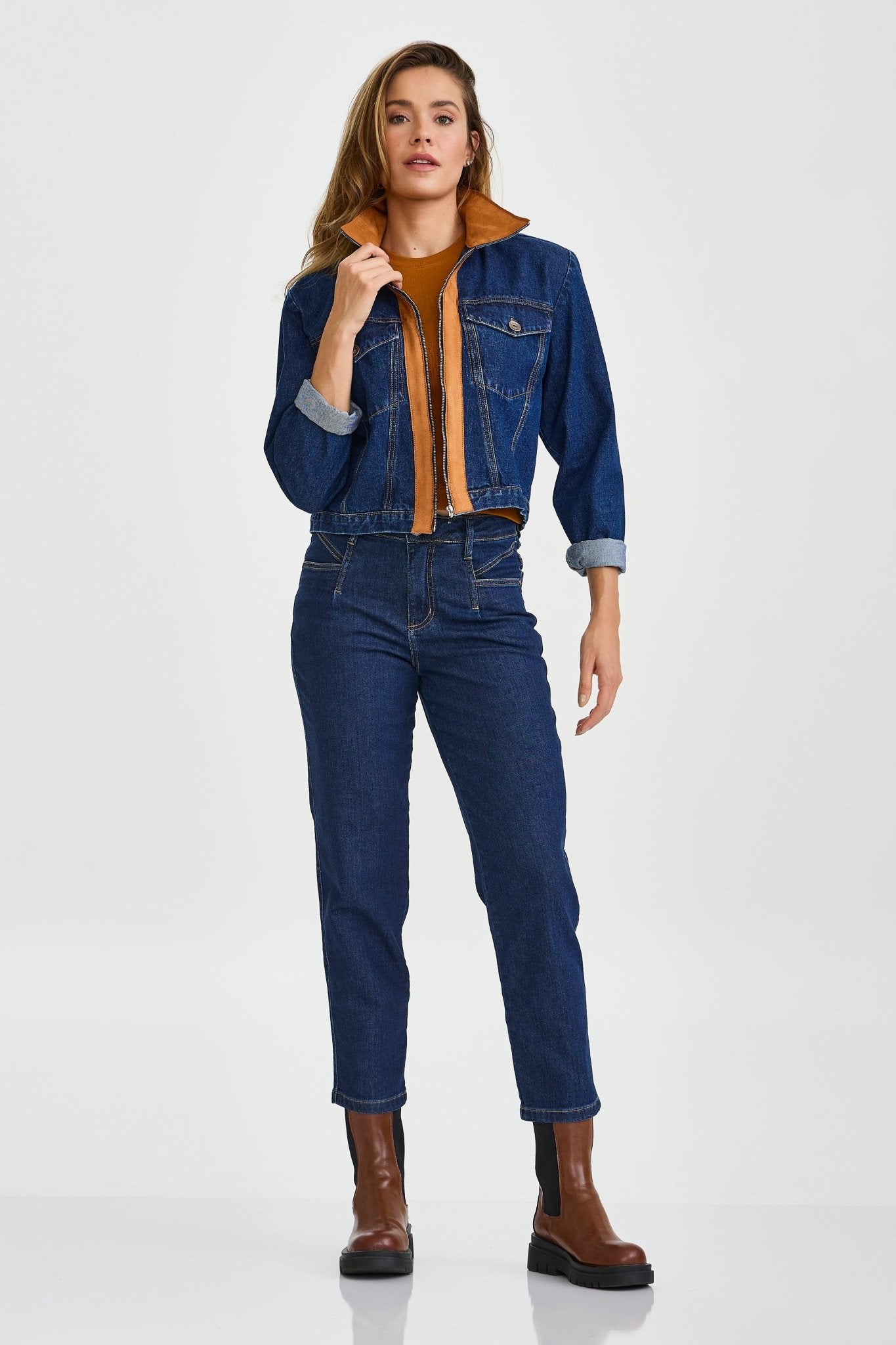 JAQUETA JEANS CROPPED PLAQUINHA 7389 - TXC